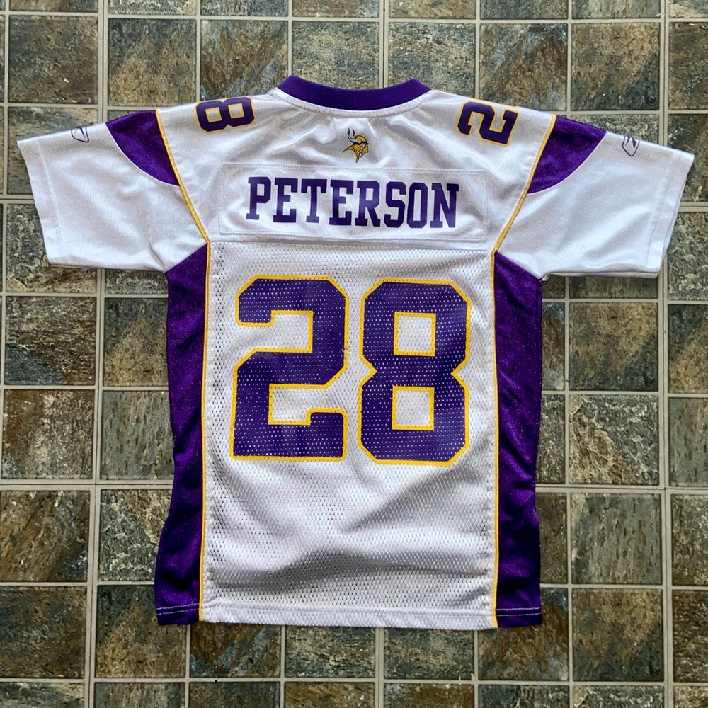 Reebok Minnesota Vikings 2007 Adrian Peterson Jersey - Picture 2 of 5